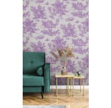 Kamerzicht met behang met Toile-de-Jouy-motief, bank en bijzettafels