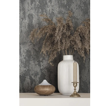 Decoratieve scène met diffuser, vaas met droogbloemen en kandelaar