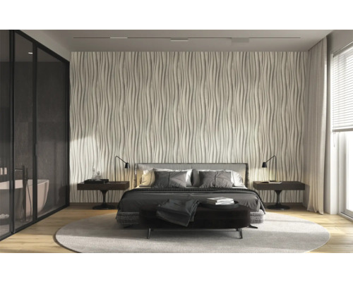 Slaapkamer met bed, nachtkastjes en gestructureerde wandpanelen