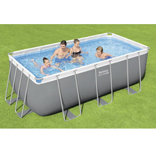 Rechthoekig Bestway stalen frame zwembad met gezin in het water op gazon