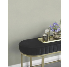 Decoratieve hocker met opbergruimte en bloemstuk