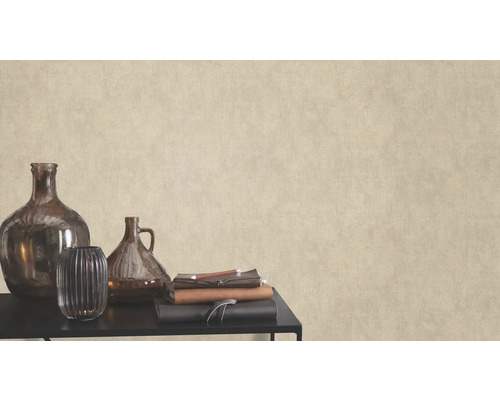 Decoratief behang met canvasstructuur en diverse woonaccessoires