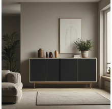 Woonkamer met dressoir, decoratie en vloerkleed