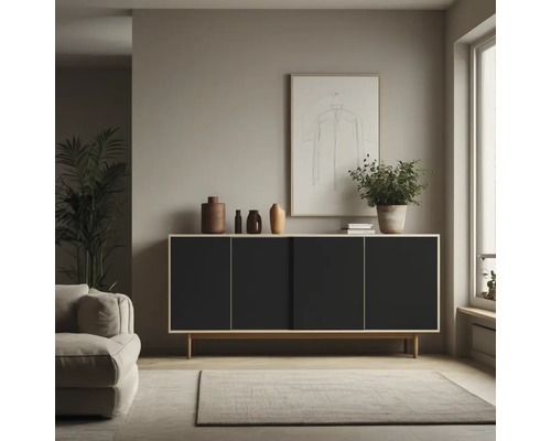 Woonkamer met dressoir, decoratie en vloerkleed