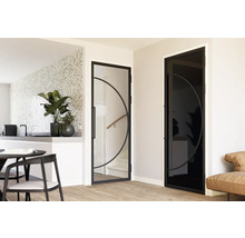 Twee binnendeuren met glas en halfrond design in een lichte ruimte.