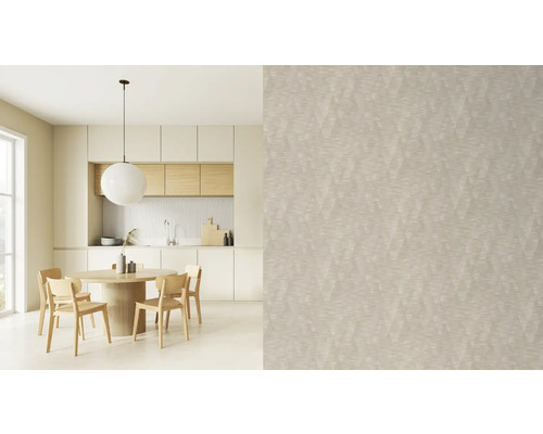 Lichte eetkamer met eettafel en behang