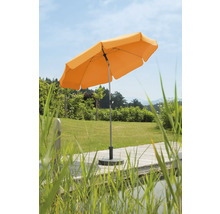 Open tuinzonne bescherming op een houten terras