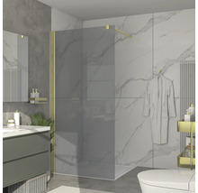 Badkamer met douchecabine, wastafel en toilet in modern design