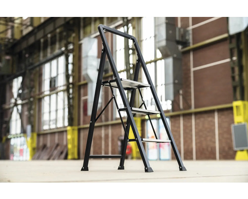 Trap met drie treden