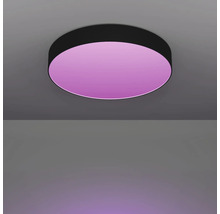 Ronde plafondlamp met gekleurde verlichting