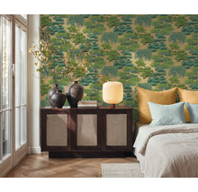 Slaapkamer met behangmotief, dressoir en bed