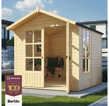 Houten tuinhuis met open deur en ramen