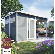 Tuinhuis met terras en zittende mensen in de tuin