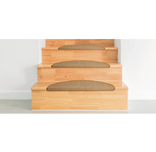 Houten trap met trapmatten