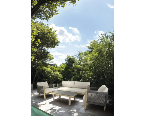 Tuinmeubelset met bank, fauteuil en tafel buitenshuis