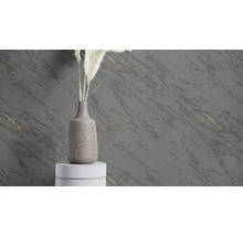 Grijs vliesbehang met marmerpatroon als wanddecoratie