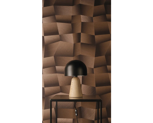 Decoratieve wandbekleding met 3D wandpanelen en tafellamp