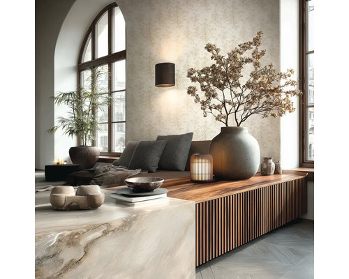 Woonkamer met zithoek, decoratieve objecten, plant en lamp