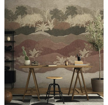 Kamer met patroonbehang, bureau en decoratie