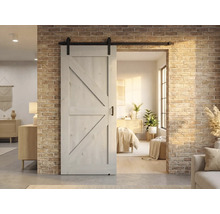 Houten schuifdeur met beslag voor een bakstenen muur