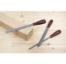 Houtraspen met kunststof handgreep en stuk hout