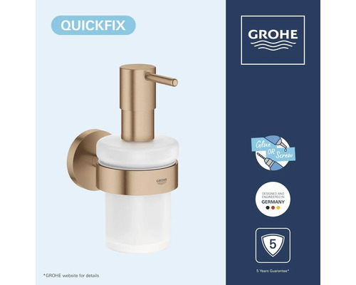 Wandzeepdispenser van gesatineerd glas en geborsteld metaal, GROHE Logo, QuickFix, montage door lijmen of schroeven, 5 jaar garantie.