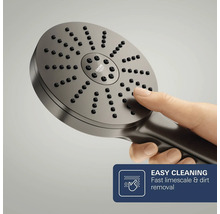 Grohe handdouche met flexibele siliconen sproeigaatjes voor eenvoudige verwijdering van kalk en vuil door simpelweg af te vegen. Grohe Logo.