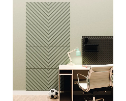 Moderne werkplek met acht akoestische panelen in visgraatpatroon aan de muur naast een bureau, bureaustoel en gaatjesbord.