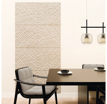 Moderne eetkamer met 3D-wandpaneel met een golvend patroon, eettafel, stoelen met motief en een hanglamp.