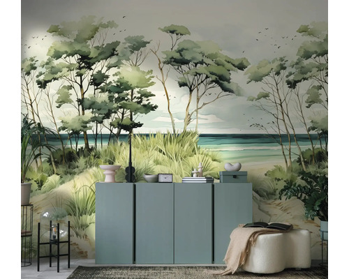 Fotobehang met een kustlandschap, duinen, gras en bomen in aquarelstijl in een modern ingerichte kamer.