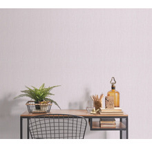 Getextureerd vliesbehang voor een bureau met decoratie in een moderne werkkamer