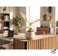 Kamerplant Dieffenbachia in een keramieken pot op een houten lattenwand in een licht, modern kantoor. (Image AI modified or generated)