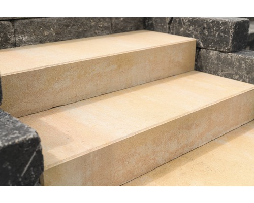 Buitentrap van steen