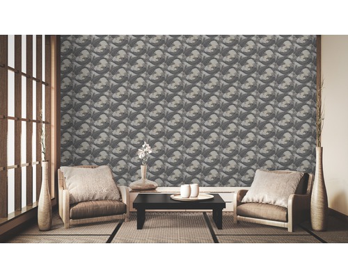 Woonkamer met behang met vismotief