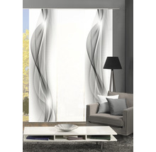 Decoratief schuifpaneel met abstract patroon in een modern ingerichte woonkamer.
