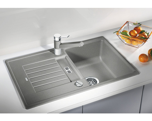 Keukenspoelbak met afdruiprek en kraan