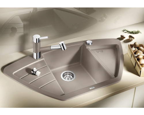 Hoekspoelbak met kraan en afdruiprek