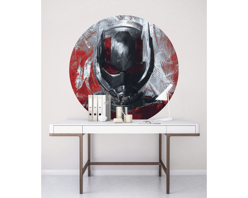 Muursticker met Ant-Man-motief boven een bureau