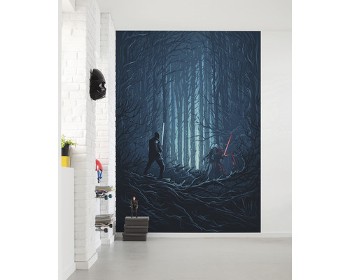 Fotobehang met Star Wars motief, donker boslandschap en lichtzwaarden