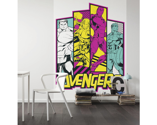 Wandsticker met Avengers-motief in een moderne kamer