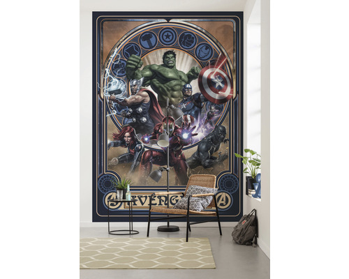 Wanddecoratie met Avengers-motieven in een woonkamer