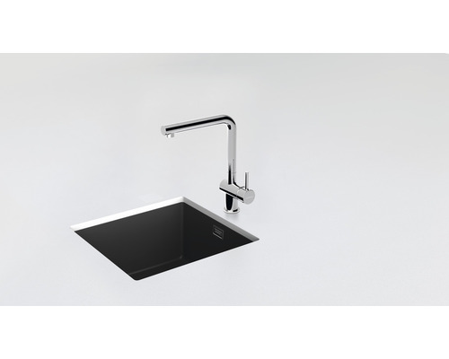 Spoelbak met waterkraan