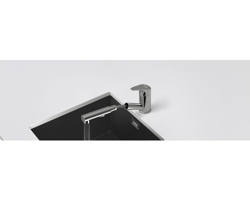 Spoelbak met uittrekbare keukenkraan