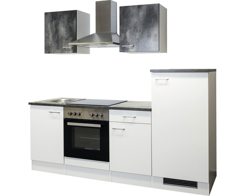 Keukenblok met spoelbak, kookplaat, oven, afzuigkap en hangkasten