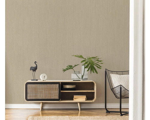 Scène met beige structuurbehang in de woonkamer