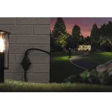 Installatie van buitenverlichting in de tuin