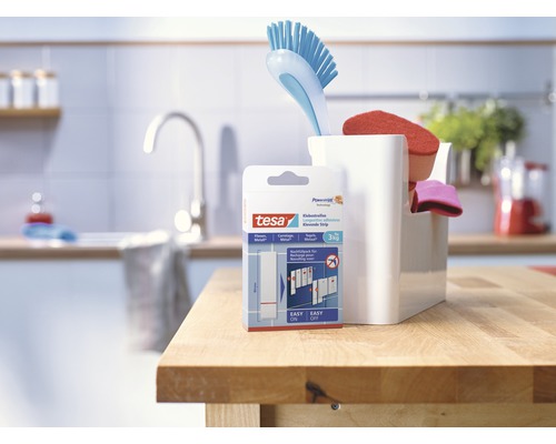 Tesa zelfklevende strips verpakking voor tegels, spiegels en metalen oppervlakken