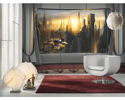 Moderne woonkamer met Star Wars muurschildering, fauteuil, tapijt en lampen