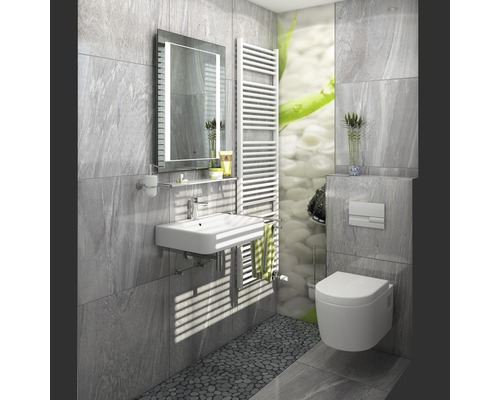 Moderne badkamer met wastafel, spiegel, radiator en toilet tegen wandtegels