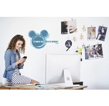 Decoratief kantoor met muursticker met de quote ''It''s kind of fun to do the impossible'' van Walt Disney.